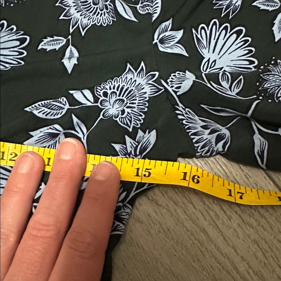 Lark & Ro Navy Dress with light blue Floral Design size 0 - Picture 6 of 9